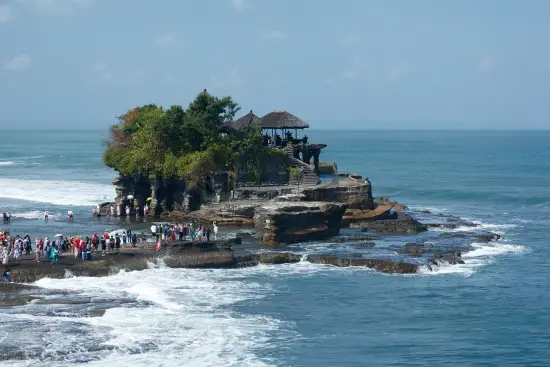 バリ島の歴史、芸術、自然、食の魅力が詰まったツアーです！ホテルへはプライベート車でお迎えに上がります